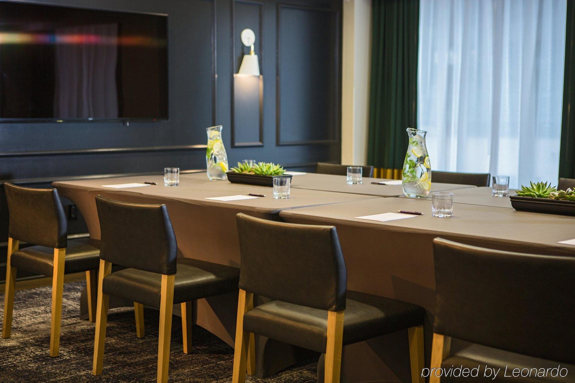 Staypineapple, An Iconic Hotel, The Loop Chicago Buitenkant foto